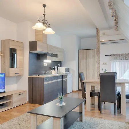 Fortuna 7 Apartment