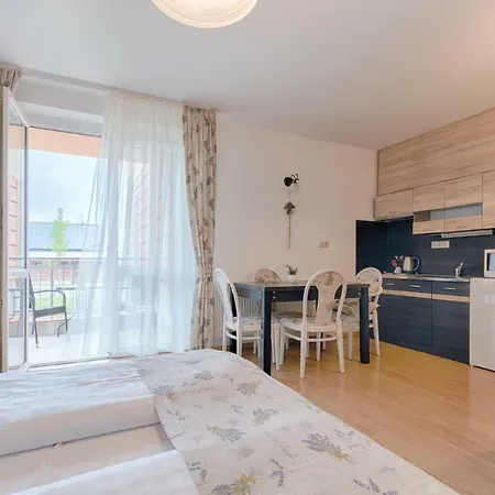 アパート Fortuna 7 *