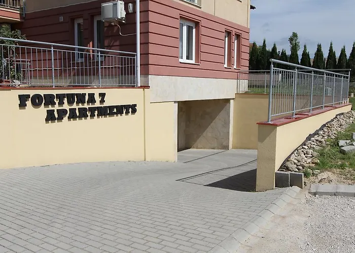 Appartement Fortuna 7 *